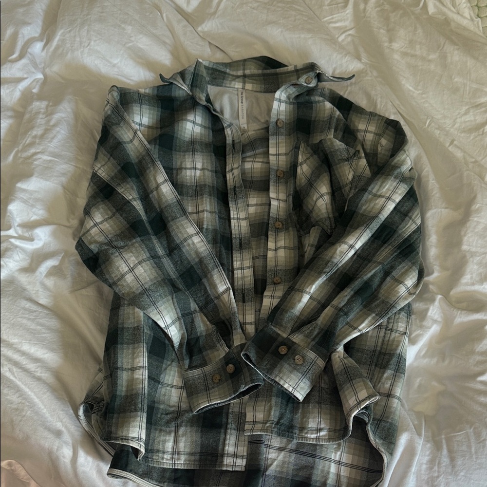 Aritzia babaton flannel oversized